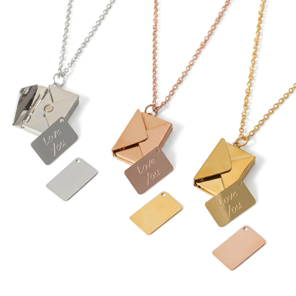 Collier médaillon Lettre d'amour