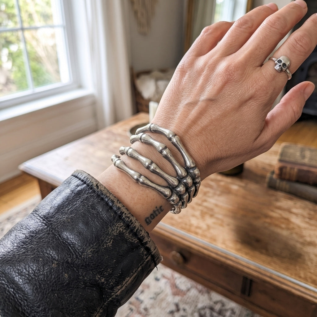Menotte main squelette | Bracelet