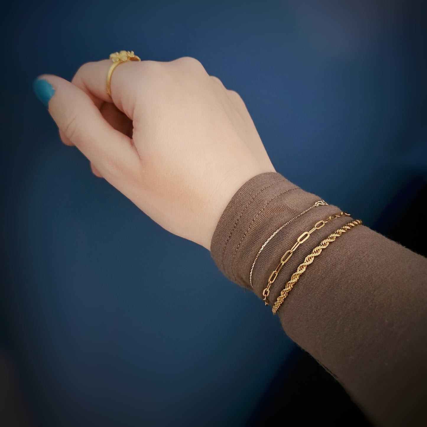 Gold Plated Stainless Steel Paperclip Bracelet
