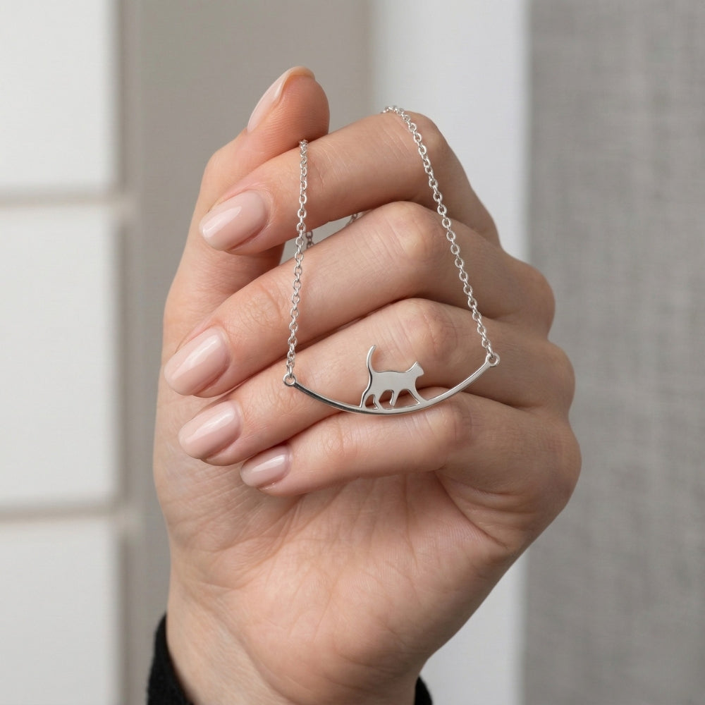 Cat Crossing | Necklace
