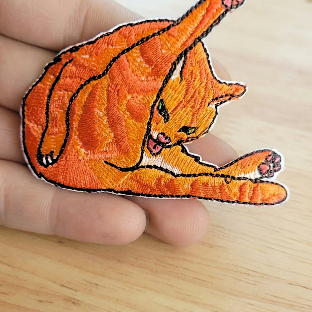 Classic Cat Pose | Embroidered Patch