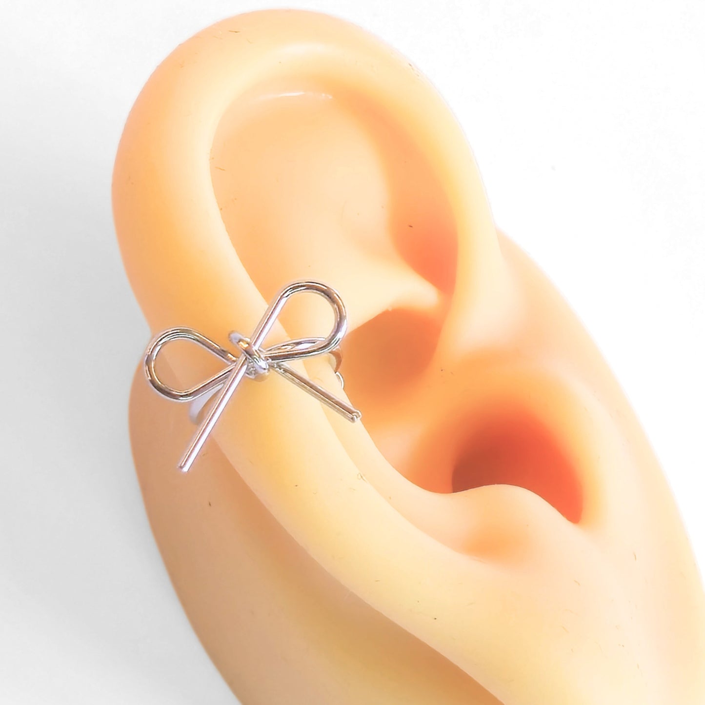 Dainty Bow Ear Cuff (Silver)