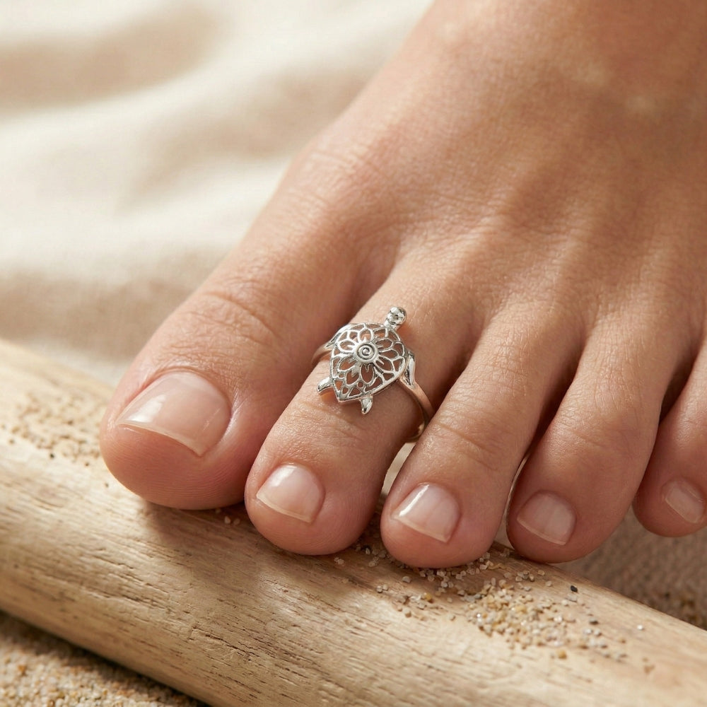 Dainty Turtle | Toe Ring