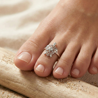 Dainty Turtle | Toe Ring