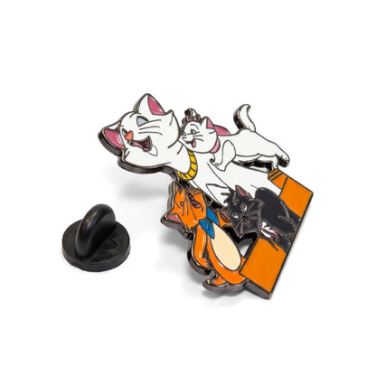 Duchess Cat & Kittens | Collectible Pin