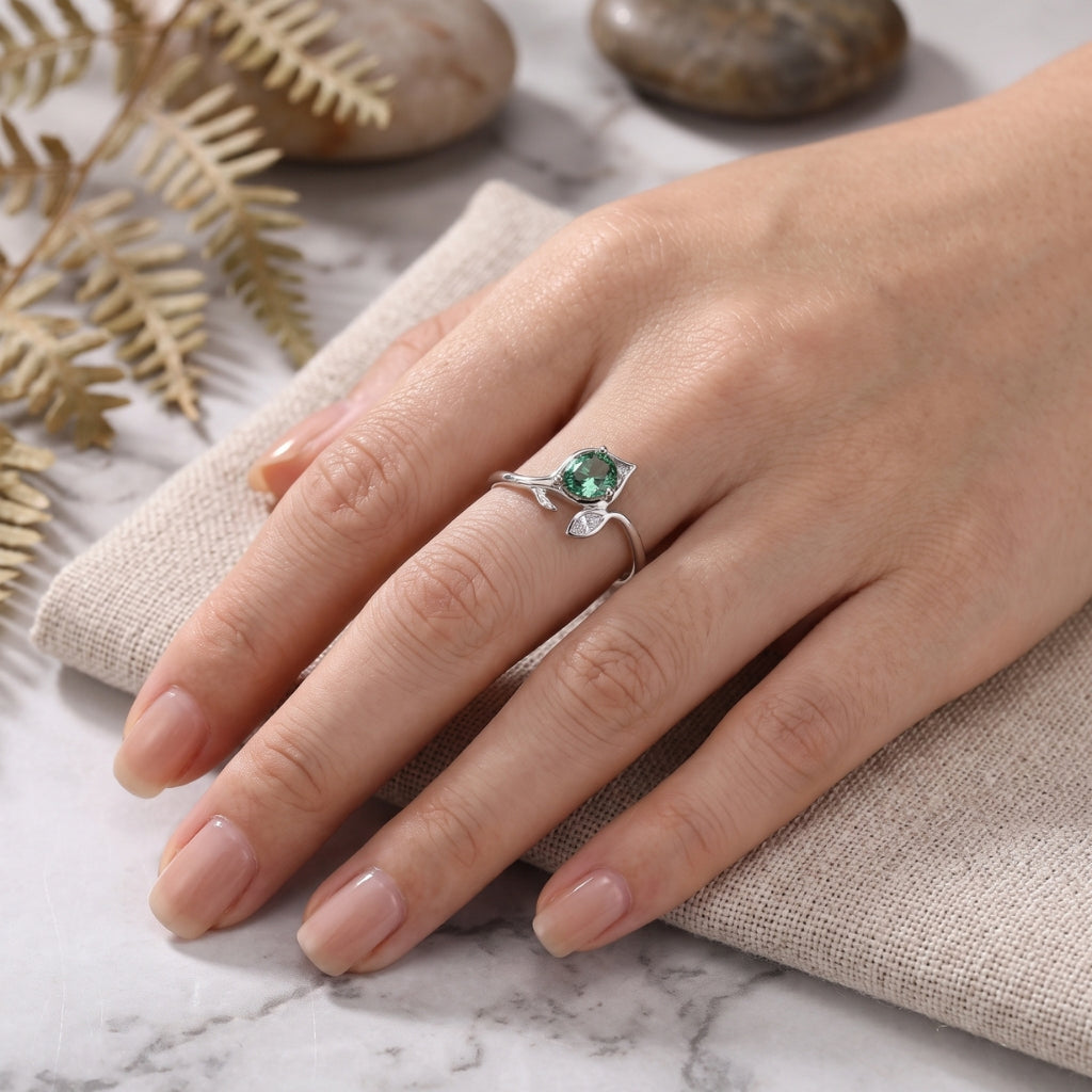 Emerald Rhinestone Leaf [Size 9] | Ring