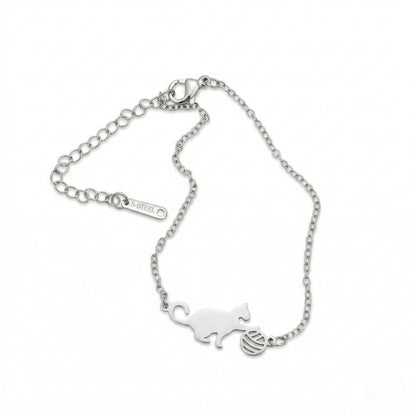 Kitten With Yarn | Bracelet