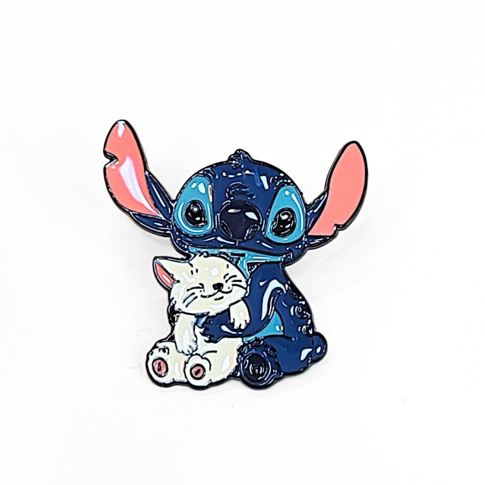 Lilo & Stitch - Stitch With Kitty | Collectible Pin