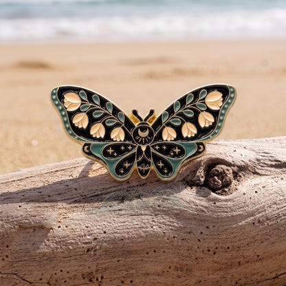 Lily of the Valley Green Moth | Brooch