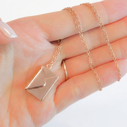 Love Letter Locket [Rose Gold] | Necklace