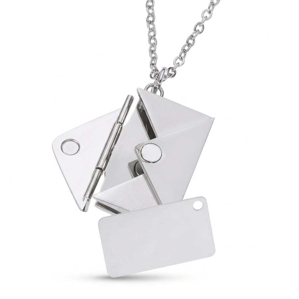 Collier médaillon Lettre d'amour