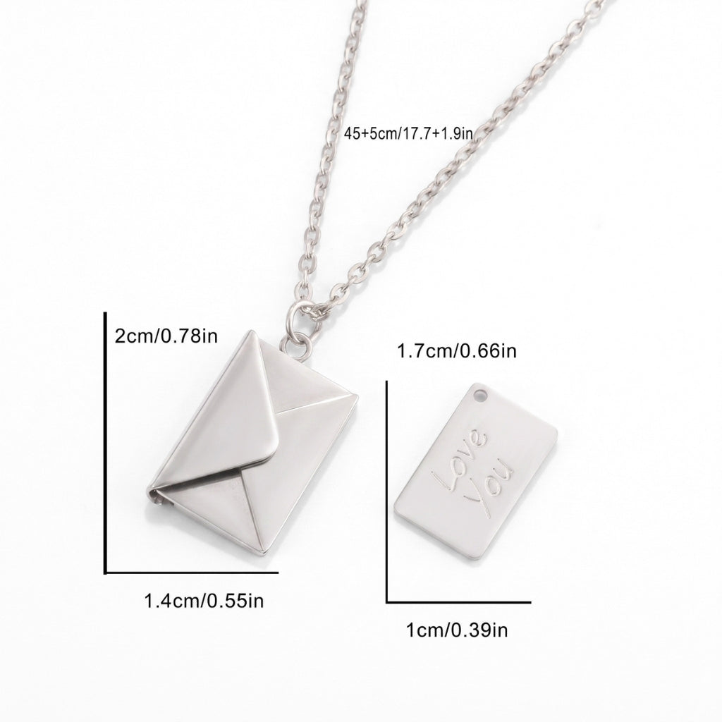 Collier médaillon Lettre d'amour
