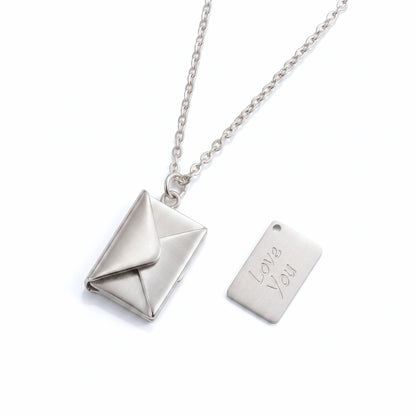 Collier médaillon Lettre d'amour