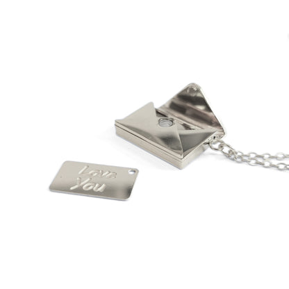 Collier médaillon Lettre d'amour