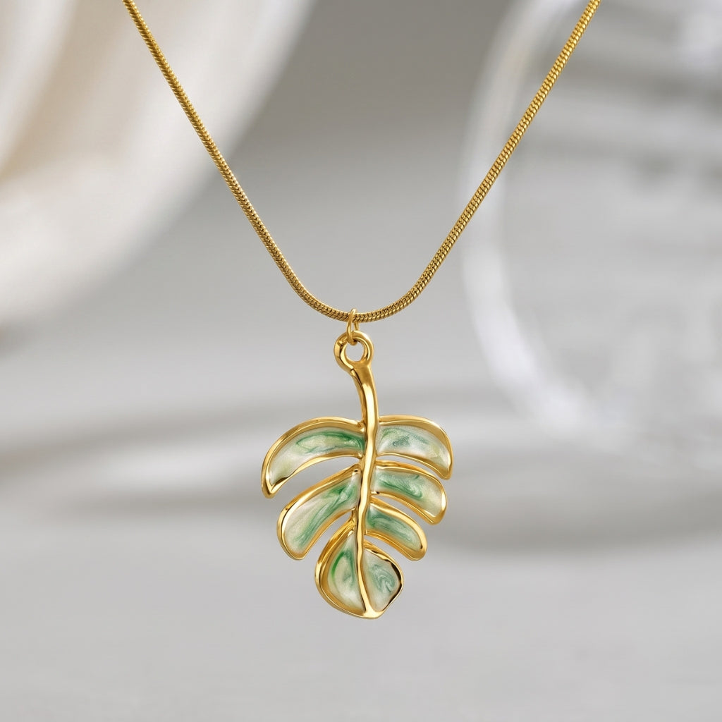 Collier pendentif feuille de Monstera