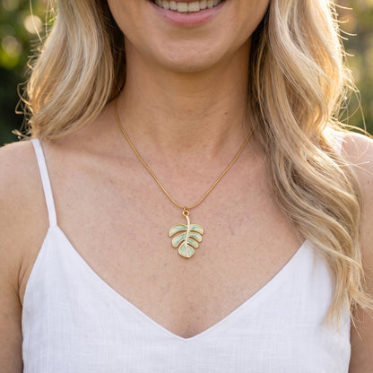 Collier pendentif feuille de Monstera