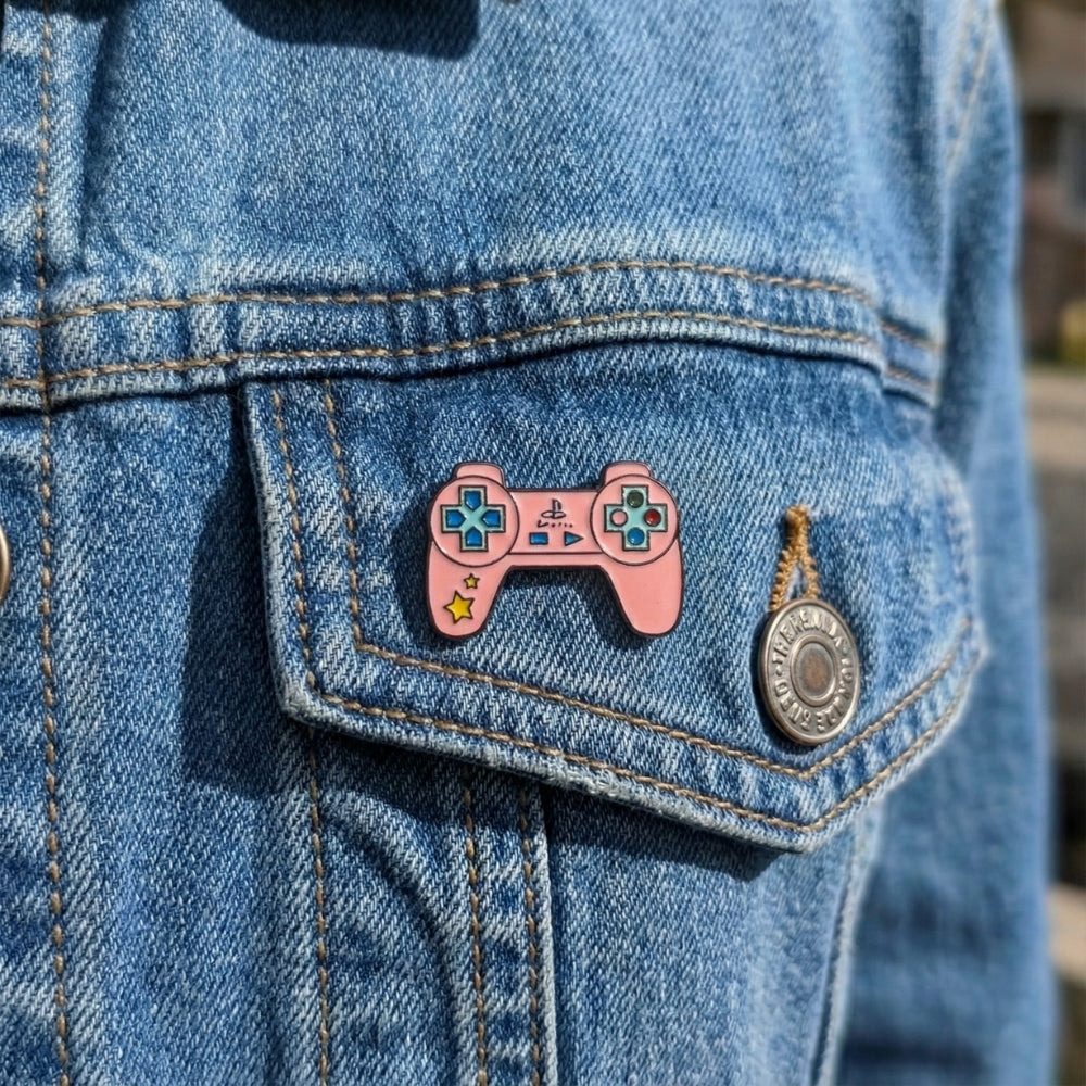 Retro PlayStation Controller (Pink) - Collectible Pin