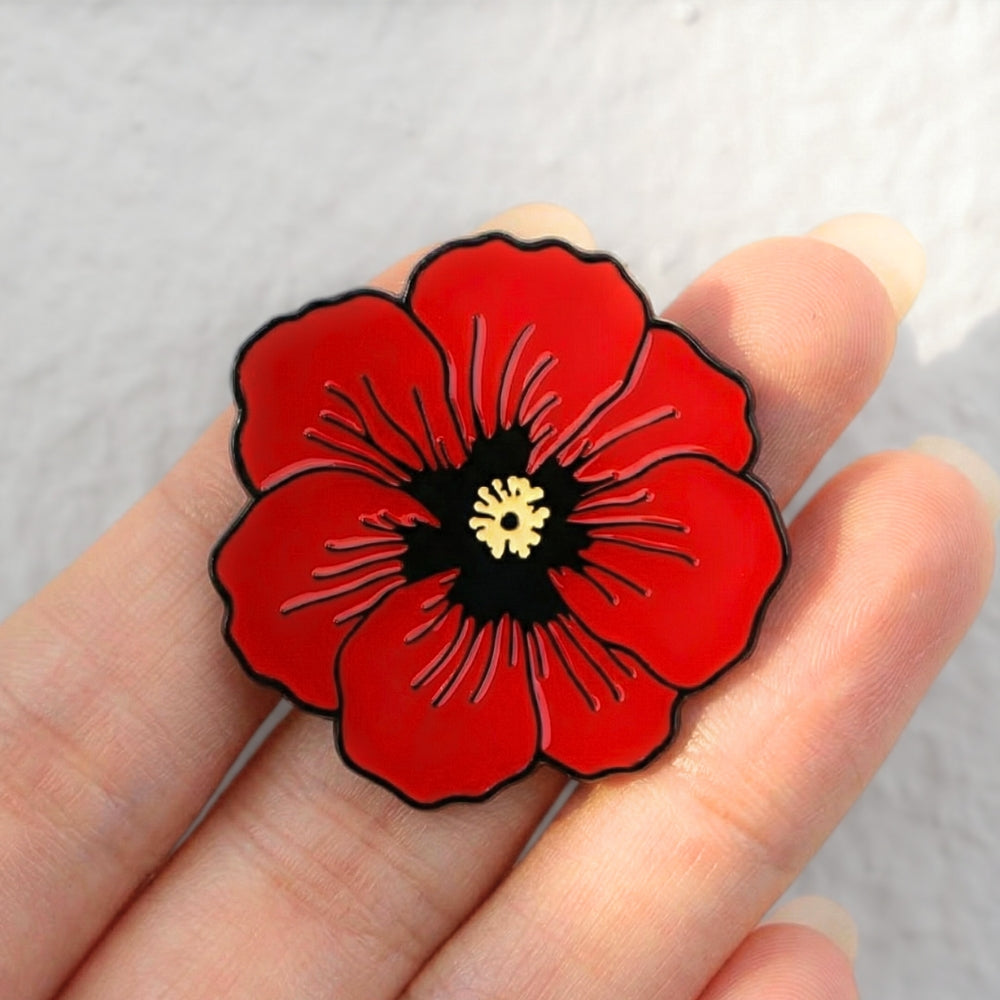 Remembrance Poppy | Collectible Pin