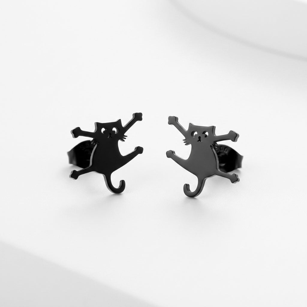 Scaredy Cat Studs | Earrings
