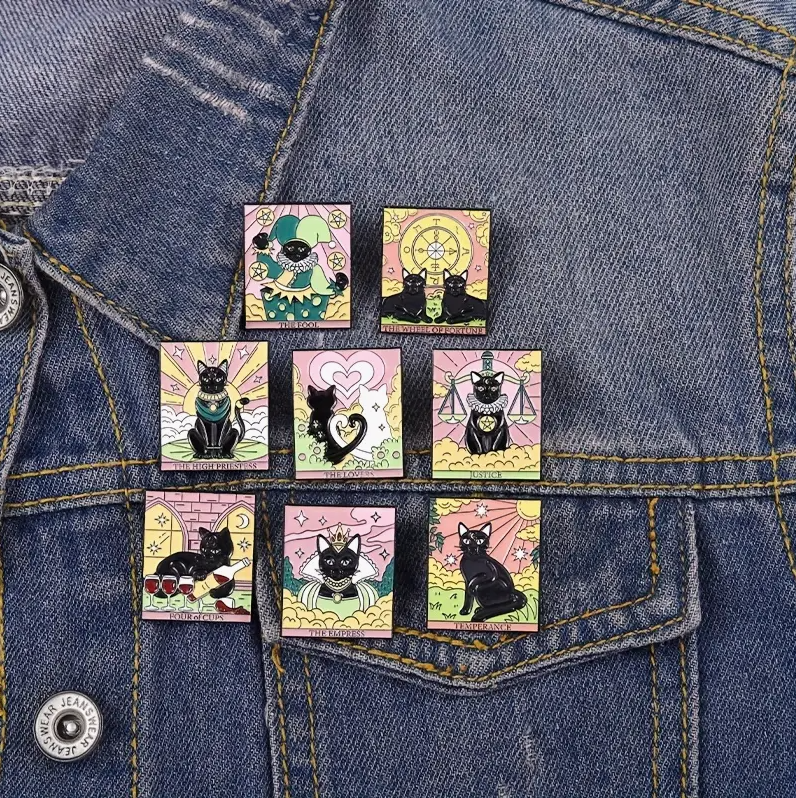 "The Empress" Cat Tarot Card | Collectible Pin