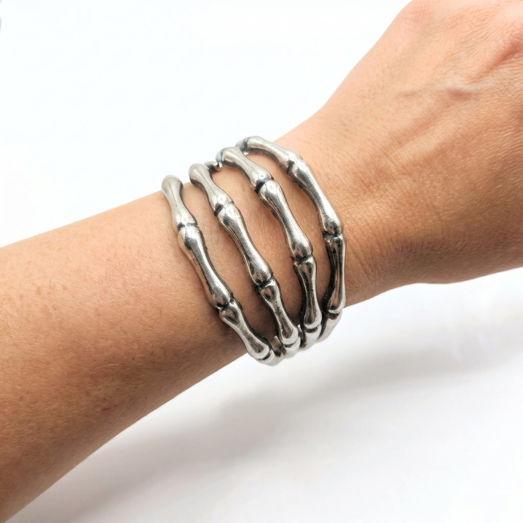 Skeleton Hand Cuff [Antique Silver] | Bracelet
