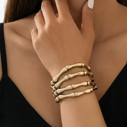 Menotte main squelette | Bracelet