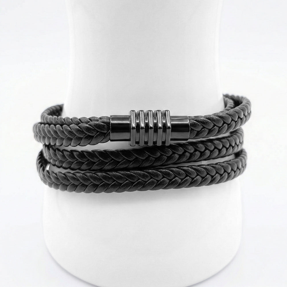 The Essential Leather Magnet Wrap | Bracelet