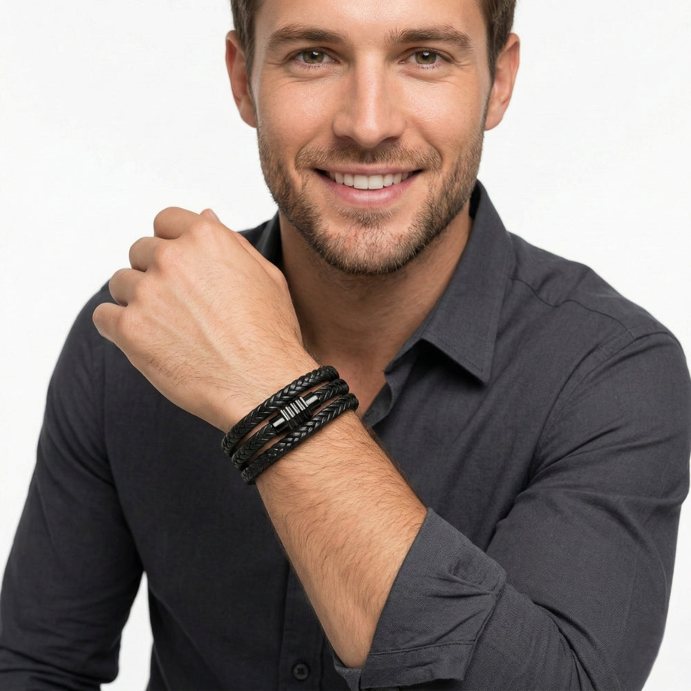 The Essential Leather Magnet Wrap | Bracelet