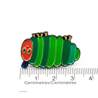 La chenille très joufflue | Épingle de collection
